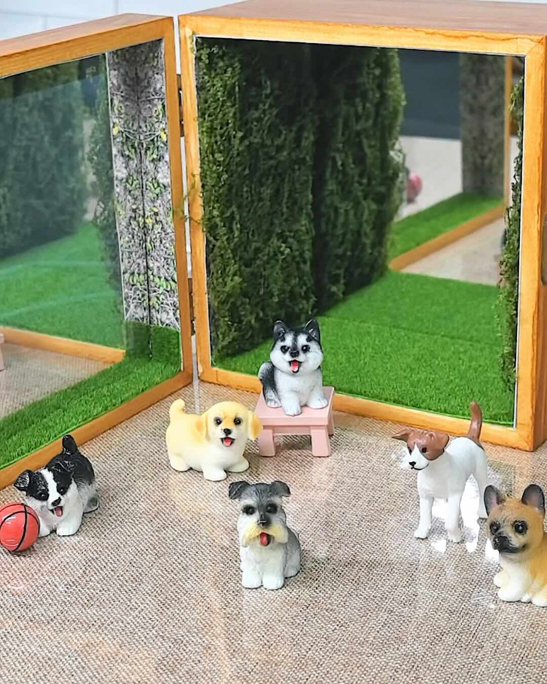 Infinity Pet World LED Shadow Box – Cute Dog & Cat Infinity Mirror Decor Gift